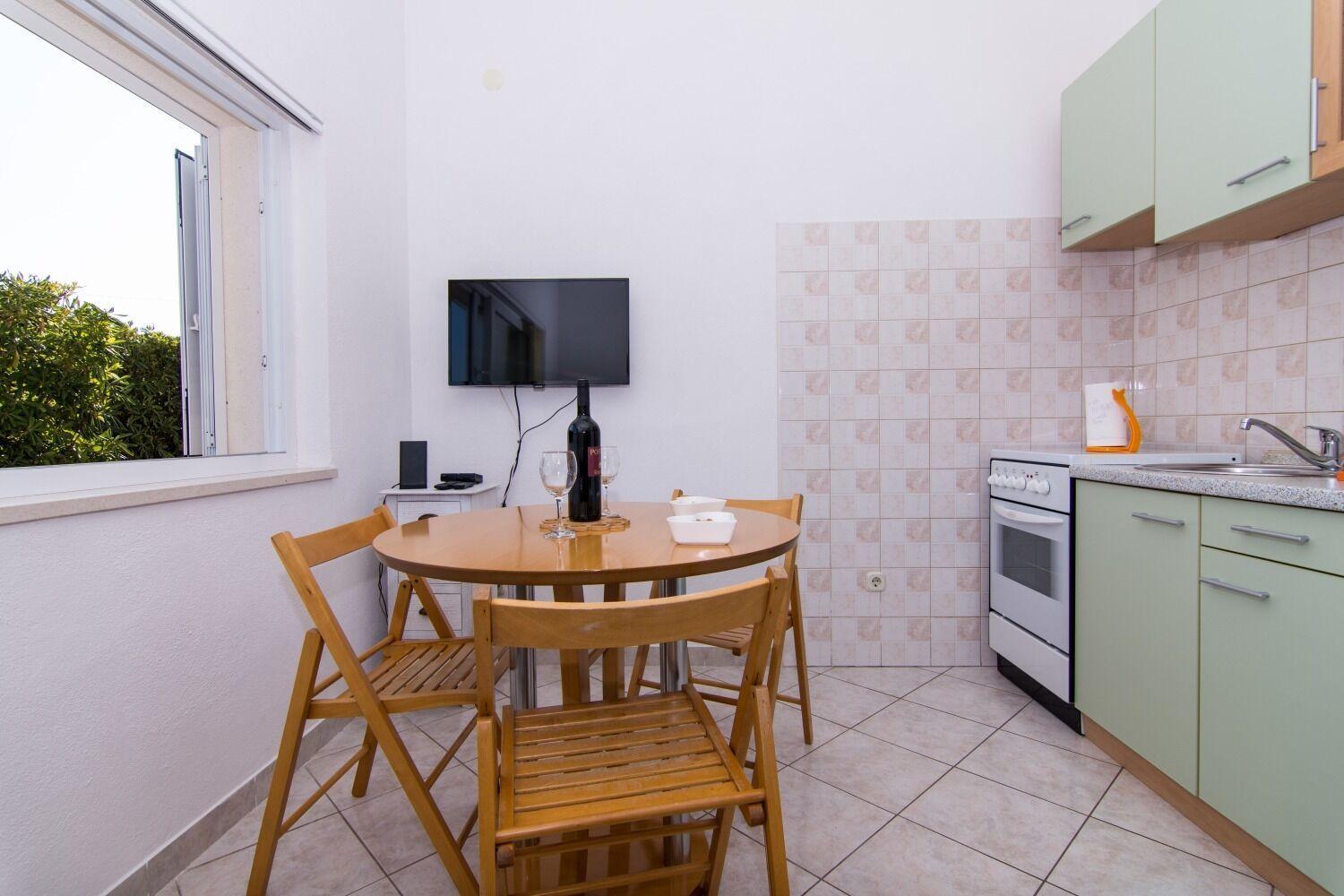 Apartments Ivica - Garden Terrace Slatine Bagian luar foto